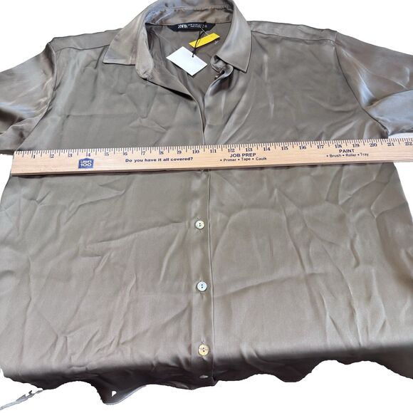 ZARA OFF GREEN SATIN V-NECK SHIRT LONG SLEEVE BUTTON CLOSURE SIZE M NWT - Picture 6 of 9